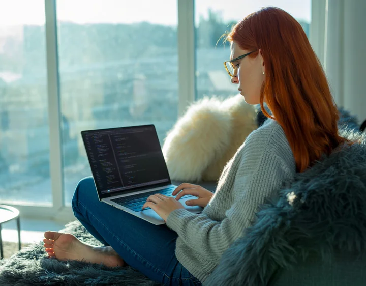 Ukryte koszty w ofertach internetu – na co uważać przed podpisaniem umowy?