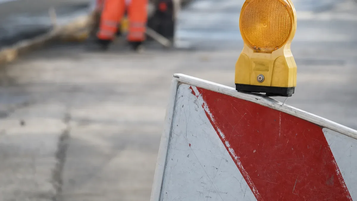 Na Jagiellonów rusza przebudowa chodnika. Pierwszy etap zmieni ruch