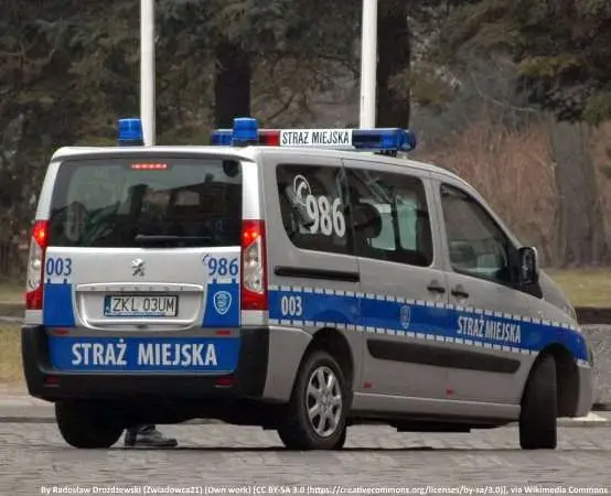 Otwarte szkolenie w Opolu - straż miejska uczy mieszkańców obrony cywilnej