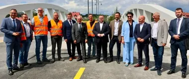 Nowy most w Głuchołazach przywrócił przejazd po powodzi