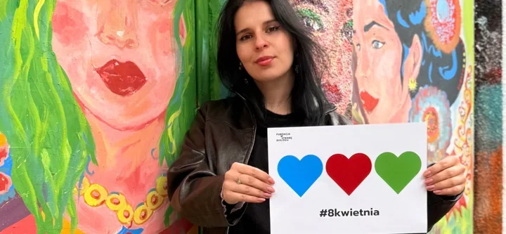 Wieża ratusza rozbłyśnie w kolorach romskiej flagi i wyśle z Opola czytelny znak