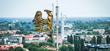 Trzy osoby otrzymały tytuł Zasłużonego Obywatela Opola. Wśród nich sanitariuszka
