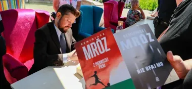 Opole wraca do jego książek. Mróz mówi wprost, co trzyma go przy tym mieście