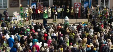 Na opolskim rynku wielkanocny stół znów połączył mieszkańców i gości