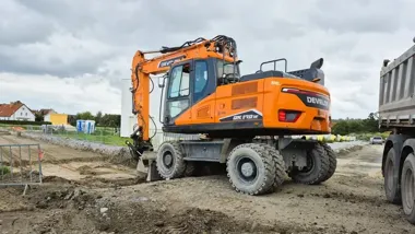 Na ulicy Barona powstaje nowa droga. Roboty wchodzą w kolejny etap