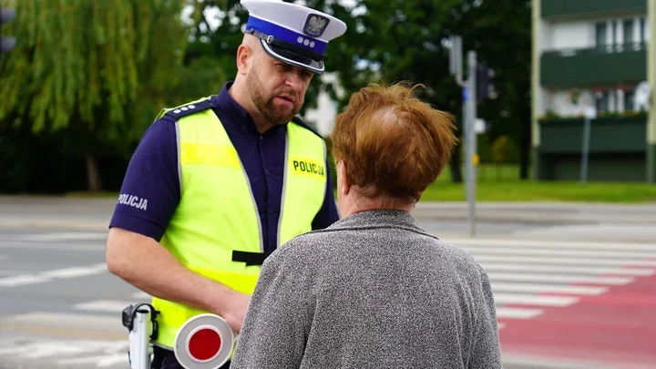 Opolscy policjanci wyłapali 530 wykroczeń - piesi i rowerzyści pod lupą