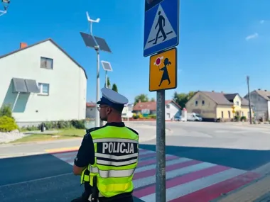 Policjanci sprawdzają przejścia w Opolu i całym regionie