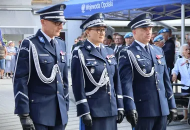 W Opolu uczczono 87. rocznicę wybuchu wojny. Policjanci złożyli kwiaty