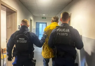 Podpalał bale słomy - 33-latek z Opola zatrzymany po pięciu pożarach