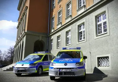 Opolska policja dostała kolejne Caddy - te auta pójdą w patrole i interwencje domowe
