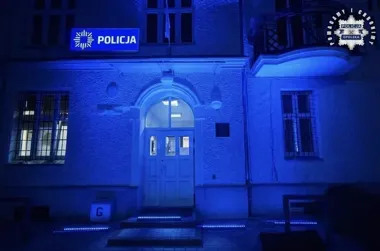 Niebieskie światła nad Opolem - policja przypomina o zaginionych dzieciach
