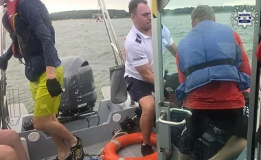 Jacht przewrócił się na Jeziorze Nyskim - cztery osoby w wodzie