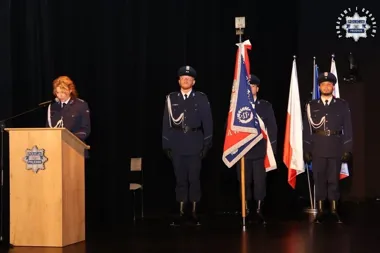 26 policjantów z awansami. Święto Policji w Prudniku miało wyjątkowy finał
