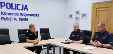 13-latek był o krok od tragedii. Policjant ustalił jego adres z odległości 300 km