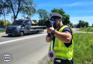 Trzy miesiące bez prawa jazdy za 50 km/h za dużo - policja ruszyła