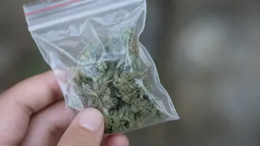 Ponad 215 gramów marihuany i tabletki MDMA. 26-latek w areszcie